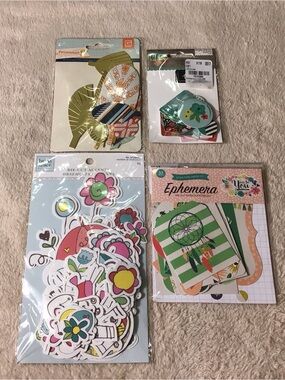 Ephemera & Mixed Die-Cut Accents